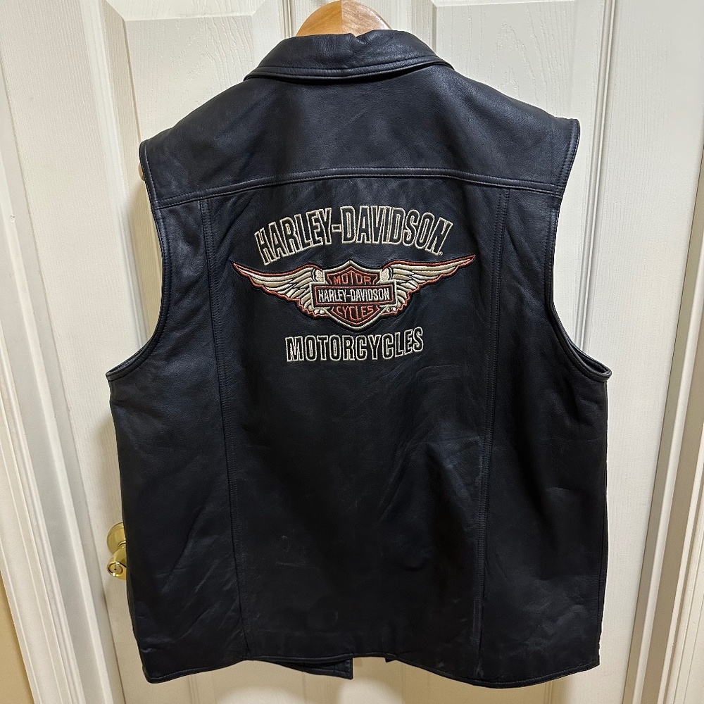 Harley-Davidson Leather Motorcycle Vest - Picture 2 of 5